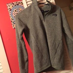Wonebs Patagonia pull over half zip